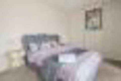 New Modern Apartment With Parking Near Amenities - Hervey Bay Accommodation 6