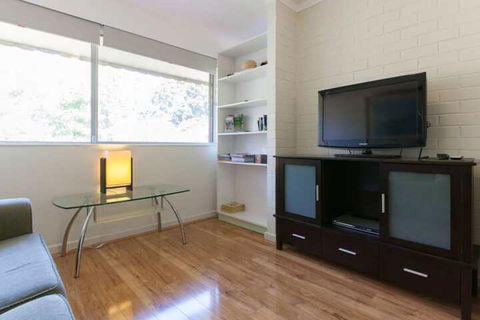 Rosalie Apartment Central Perth Location - Tourism Hervey Bay 4
