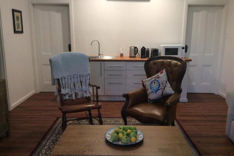 The Garden Cottage At The Olives - Hervey Bay Accommodation 6