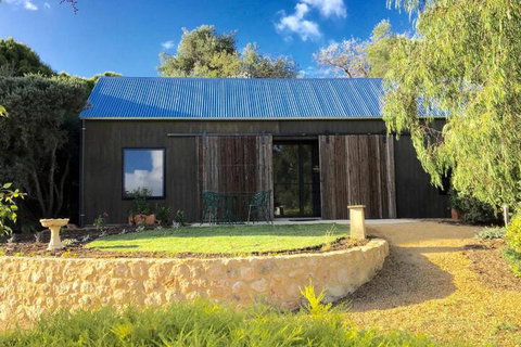 The Garden Cottage At The Olives - Hervey Bay Accommodation 3