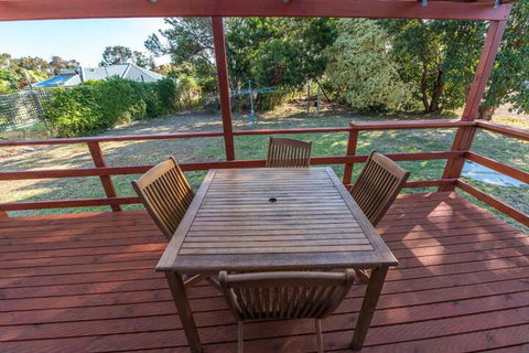 Miramar Cottage - Hervey Bay Accommodation 3
