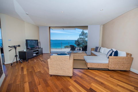 Mariners Rest Unit 3 Nelson Bay - Tourism Hervey Bay 3