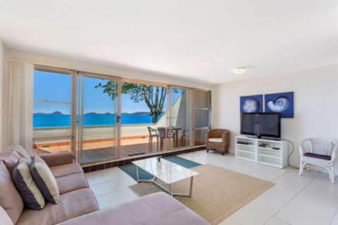 Casuarinas Unit 1 / 33 Soldiers Point Road - Hervey Bay Accommodation 0