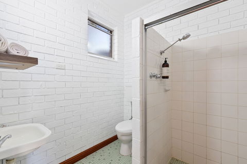 Albion Hotel Motel - Tourism Hervey Bay 3