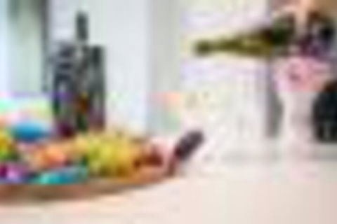 GUSTAVs THE KISS 2Bed Brisbane CBD Netflix - Tourism Hervey Bay 3