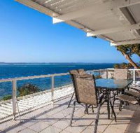 3 Bedroom House Classic View 2 / 49 Victoria Parade FREE WIFI - Hervey Bay Accommodation