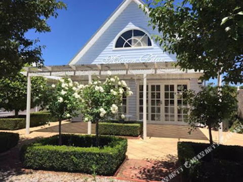 Maison Blue Pty Ltd Adelaide - Hervey Bay Accommodation 2