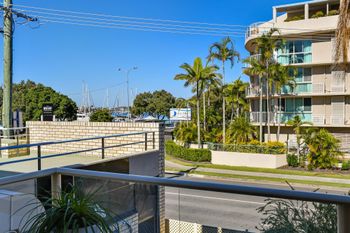 Mooloolaba Apartment With Marina Views - Hervey Bay Accommodation 3