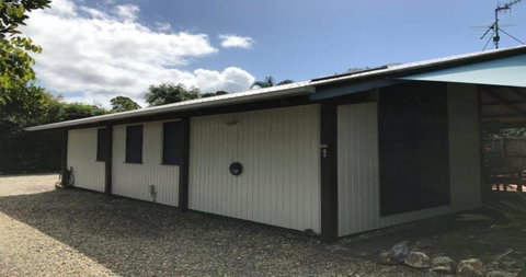 The Beach Shack Koda Beach Bungalow 1 - Hervey Bay Accommodation 3