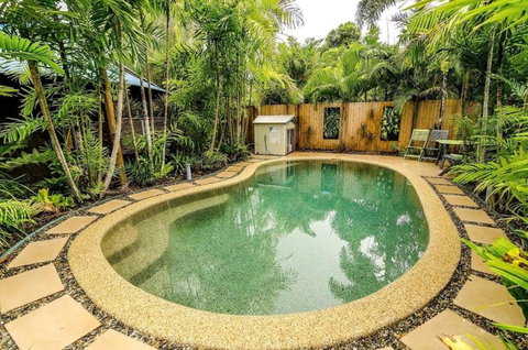 The Beach Shack Koda Beach Bungalow 1 - Hervey Bay Accommodation 5