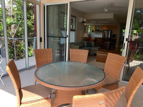 Beach House Apartment 1 - Tourism Hervey Bay 1