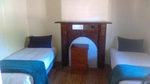 The Happy Wanderer Motel - Hervey Bay Accommodation 1