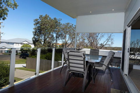 Surfmist - Hervey Bay Accommodation 1