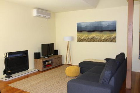 Charbella - Hervey Bay Accommodation 1