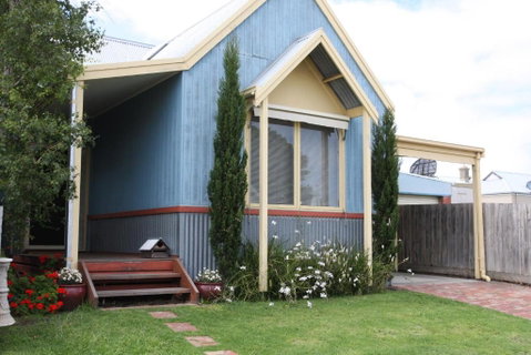 Charbella - Hervey Bay Accommodation 3