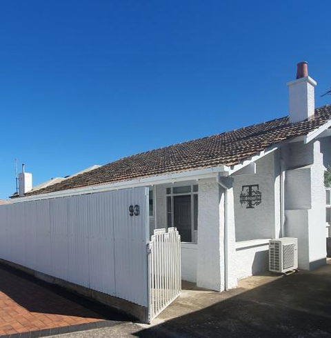 The Cottage - Hervey Bay Accommodation 2
