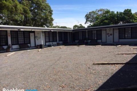 Budget Peninsula Palms Nelson Bay - Hervey Bay Accommodation 0