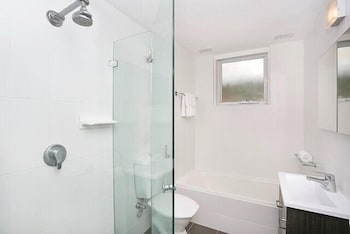 The Apartment Service KURR6 - Tourism Hervey Bay 4