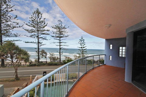 Unit 1 The Rocks 1746 David Low Coolum Beach 500 Bond - Hervey Bay Accommodation 5