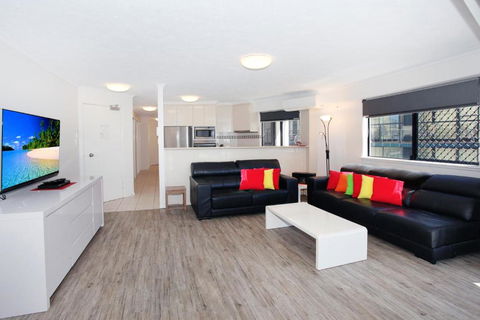 Unit 1 The Rocks 1746 David Low Coolum Beach 500 Bond - Hervey Bay Accommodation 2