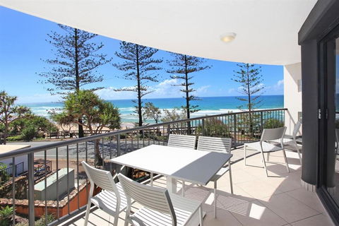 Unit 1 The Rocks 1746 David Low Coolum Beach 500 Bond - Hervey Bay Accommodation 1