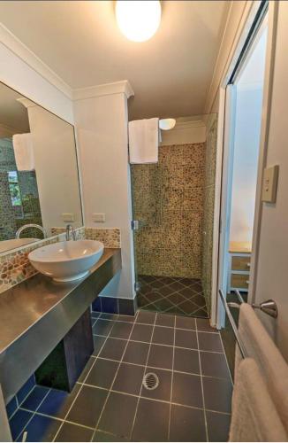 Mango Lagoon Sunbird Retreat - Hervey Bay Accommodation 1