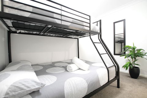Apartments 521 - Hervey Bay Accommodation 6