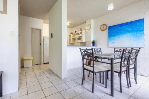 Villa Ellisa Unit 1 / 10 Columbia Close - Hervey Bay Accommodation 2