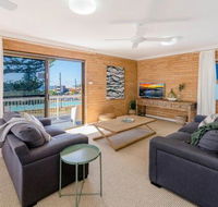 Burleigh great house room for the boat across the road from beach - Tourism Hervey Bay