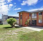 Resthaven only meters to Sunset Beach - Hervey Bay Accommodation