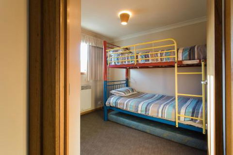 Arthur Riverfront & Sea Lodge Upstream - Hervey Bay Accommodation 0