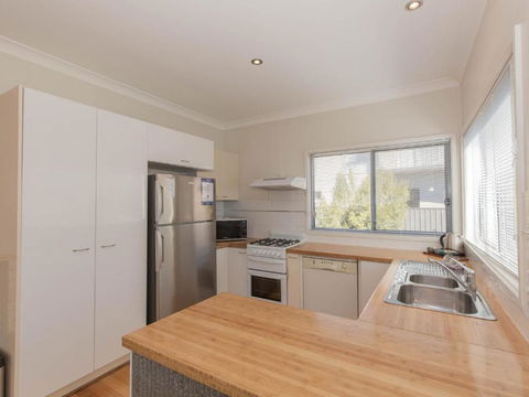 Aspect 1 / 8a Poly Cow Lane - Hervey Bay Accommodation 6