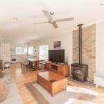 Aspect 1 / 8a Poly Cow Lane - Hervey Bay Accommodation 0