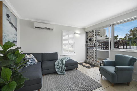 Renovated Moololaba Unit 100m To Beach - Tourism Hervey Bay 1