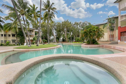 Amphora Laleuca Apartment - Hervey Bay Accommodation 2
