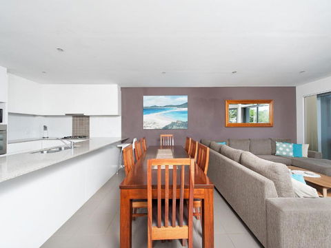 Barefoot Bliss At Fingal Bay - Hervey Bay Accommodation 6