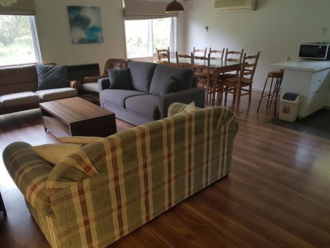 Beauna Vista Rye Holiday Home - Hervey Bay Accommodation 3