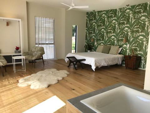 Brightwater Retreat - Hervey Bay Accommodation 6