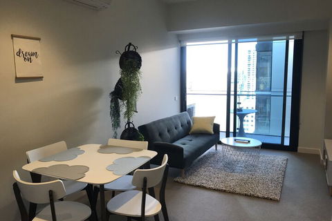 MH Private Apartments The William - Tourism Hervey Bay 4