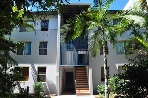32 / 15 Rainbow Shores Unit Overlooking Bushland With Shared Swimming Pool Spa & Tennis Court - Tourism Hervey Bay 3