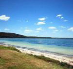 5 Harbourside 3 7 Soldiers Point Road ground floor waterfront unit - Hervey Bay Accommodation