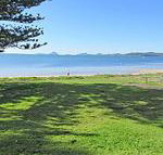 15 Kanangra 39 Soldiers Point Road fantastic unit right on the water - Hervey Bay Accommodation