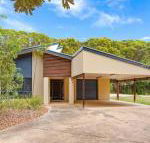 18 Naiad Court Rainbow Shores Modern Beach House Walk to Beach - Tourism Hervey Bay