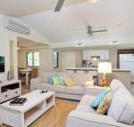 6 Orania Court Rainbow Shores Absolutely gorgeous beach side property within 200 metres walk to the beach - Tourism Hervey Bay