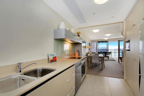 Monaco Unit 905 12 Otranto St - Hervey Bay Accommodation 2