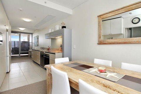 Monaco Unit 905 12 Otranto St - Hervey Bay Accommodation 5