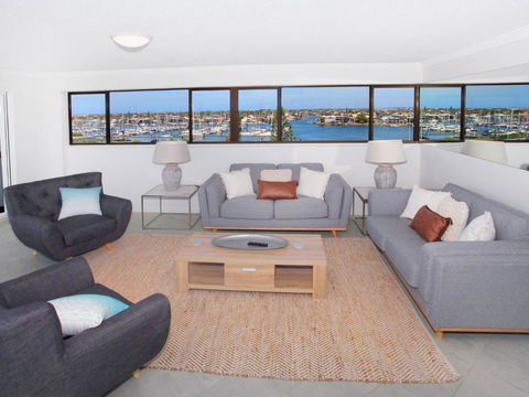 Parkyn Place 7 3 BDRM Oceanview Apt On Mooloolaba Spit - Hervey Bay Accommodation 5