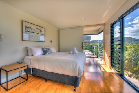 The Bolt Hole - Hervey Bay Accommodation 5