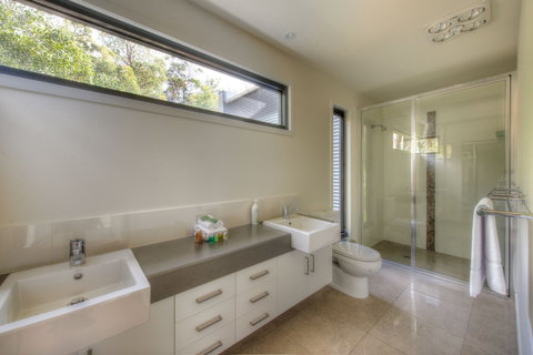 The Bolt Hole - Hervey Bay Accommodation 1