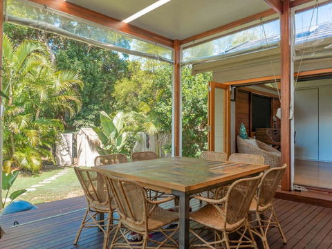 Mojo On Honeysuckle Pet Friendly - Hervey Bay Accommodation 6